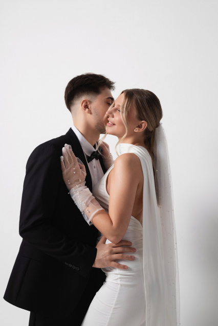 Свадебная фотосессия в Екатеринбурге — стиль, чувства и незабываемые кадры – фото № 2