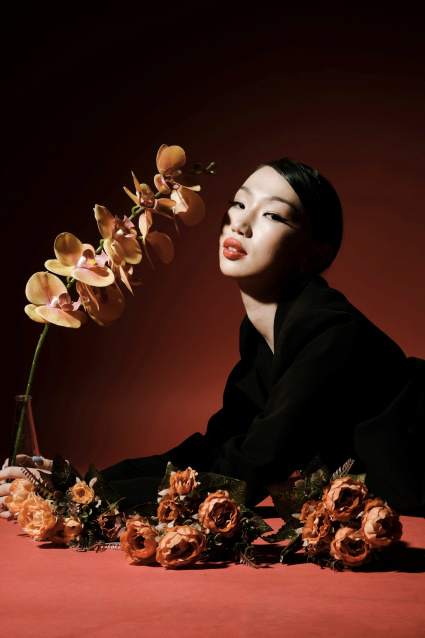 Заказать индивидуальную фотосессию в 2-х образах в Екатеринбурге по лучшим ценам от компании Fashion Box

 – фото № 24