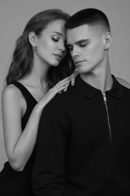 Заказать фотосессию Love Story в студии от сети фотостудий Fashion Box в Екатеринбурге

 – фото № 8