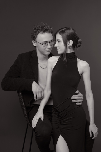 Заказать фотосессию Love Story в студии от сети фотостудий Fashion Box в Екатеринбурге

 – фото № 11